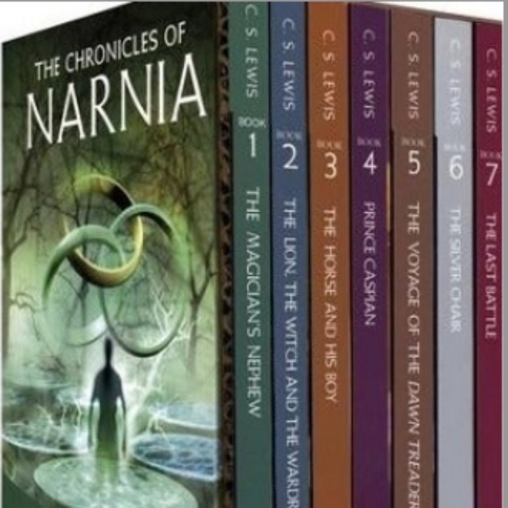 The Chronicles of Narnia 7 Softcover Set - NWT
